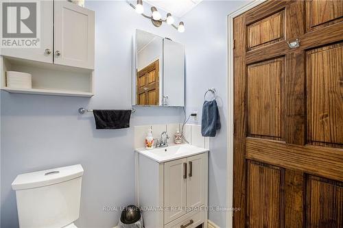 620 Highway 15, Rideau Lakes, ON - Indoor Photo Showing Bathroom