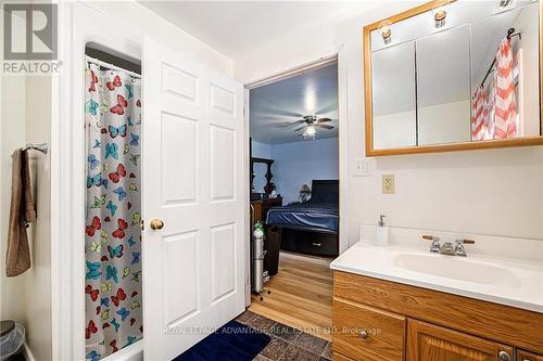 620 Highway 15, Rideau Lakes, ON - Indoor Photo Showing Bathroom