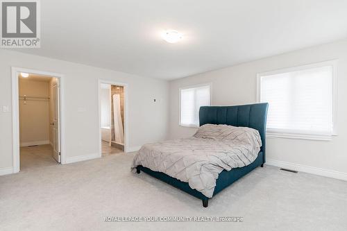 27 Lorne Thomas Place, New Tecumseth, ON - Indoor Photo Showing Bedroom