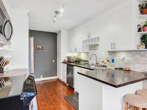 234 Cypress Ave, Kamloops, BC - Indoor Photo Showing Kitchen With Double Sink With Upgraded Kitchen