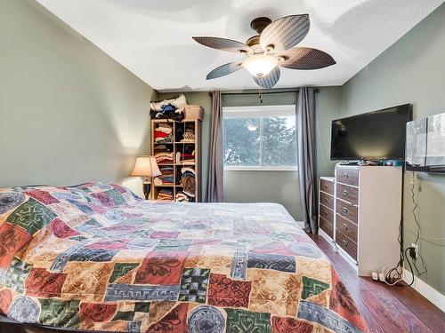 234 Cypress Ave, Kamloops, BC - Indoor Photo Showing Bedroom