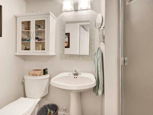 234 Cypress Ave, Kamloops, BC - Indoor Photo Showing Bathroom