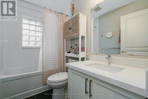 74 Macpherson Avenue, Toronto, ON - Indoor Photo Showing Bathroom