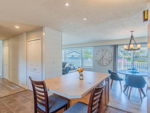 4875 Kathleen Place, Kamloops, BC - Indoor Photo Showing Dining Room