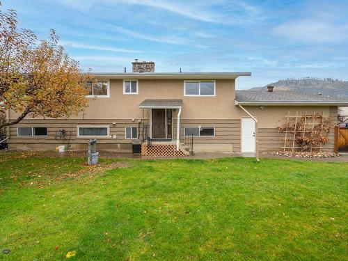 4875 Kathleen Place, Kamloops, BC - Outdoor