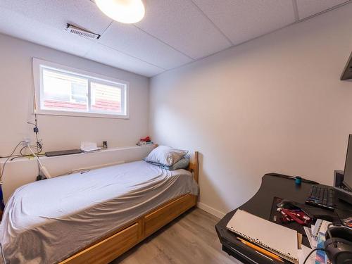 3192 Wawn Cres, Kamloops, BC - Indoor Photo Showing Bedroom