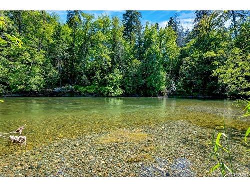 8045-8056 Greendale Rd, Lake Cowichan, BC 