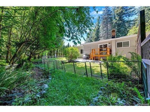 8045-8056 Greendale Rd, Lake Cowichan, BC 