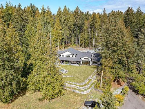 881 Bradley Dyne Rd, North Saanich, BC 