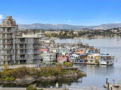 800-636 Montreal St, Victoria, BC - Outdoor With Body Of Water With View