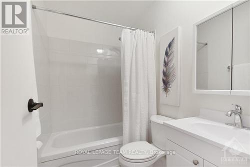 301 - 323 Main Street W, Merrickville-Wolford, ON - Indoor Photo Showing Bathroom