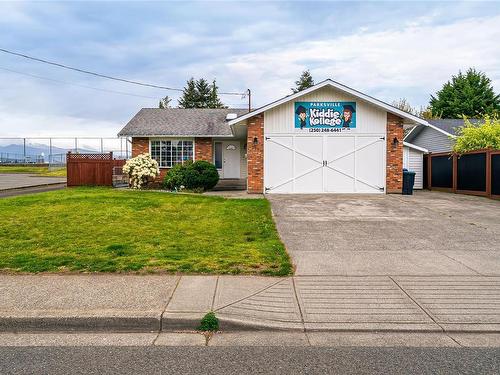 205 Pym St North, Parksville, BC 