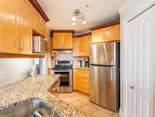 Cuisine - 201-60 Rue Du Lac, Magog, QC - Indoor Photo Showing Kitchen