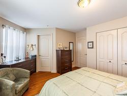 Master bedroom - 