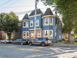 3 2626 Agricola Street  Halifax, NS B3K 4C8