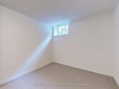 Th177-151 Honeycrisp Cres, Vaughan, ON - Indoor Photo Showing Other Room