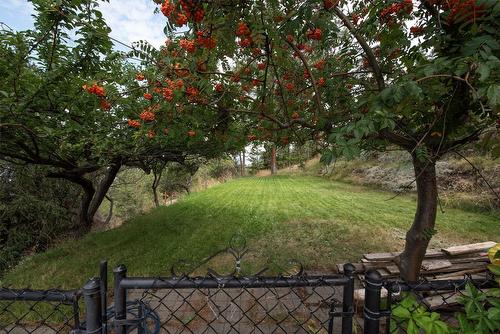 402 Viewcrest Road, Kelowna, BC - Outdoor