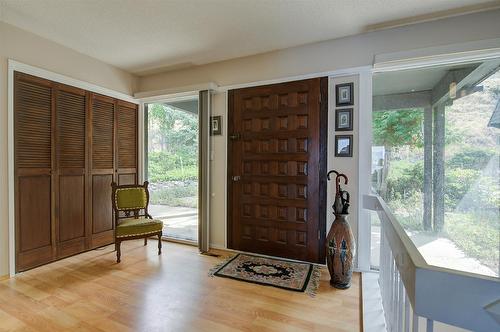 402 Viewcrest Road, Kelowna, BC - Indoor Photo Showing Other Room