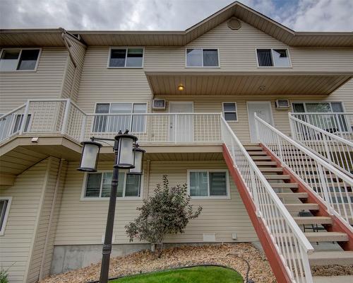 237-4202 Alexis Park Drive, Vernon, BC - Outdoor