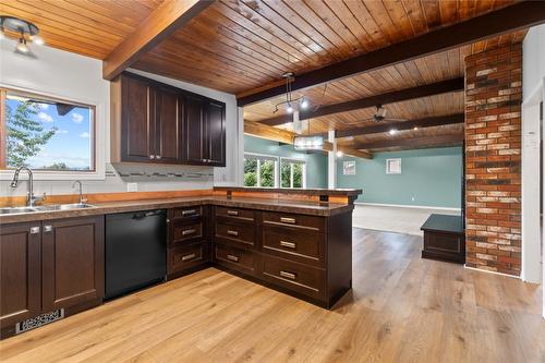 4636 East Vernon Road, Vernon, BC - Indoor Photo Showing Kitchen With Double Sink