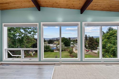 4636 East Vernon Road, Vernon, BC - Indoor Photo Showing Other Room