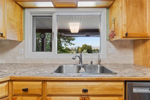 4636 East Vernon Road, Vernon, BC - Indoor Photo Showing Kitchen With Double Sink