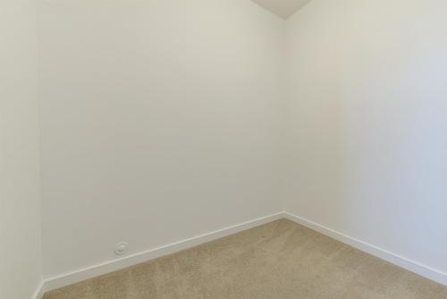 414-1331 Ellis Street, Kelowna, BC - Indoor Photo Showing Other Room