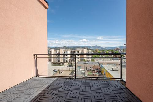 414-1331 Ellis Street, Kelowna, BC - Outdoor With View