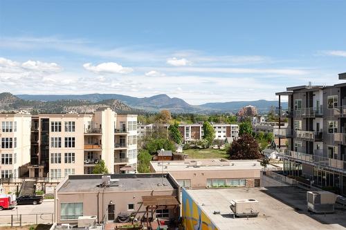 414-1331 Ellis Street, Kelowna, BC - Outdoor With View