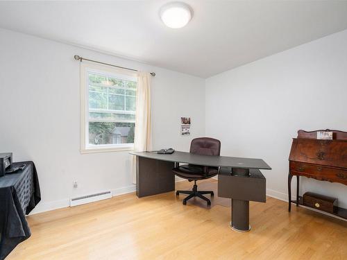 Bedroom - 43 Hyde Park Street, Beaconsfield, QC - Indoor Photo Showing Office