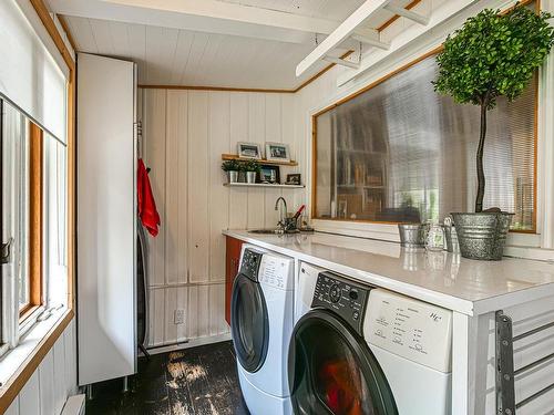 Salle de lavage - 120 Domaine Alexandre, Saint-Côme, QC - Indoor Photo Showing Laundry Room