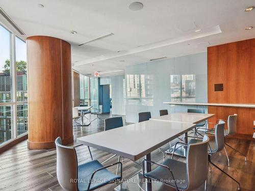 223-38 Dan Leckie Way, Toronto, ON - Indoor Photo Showing Dining Room