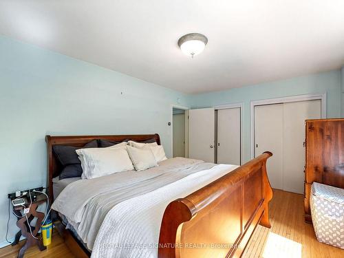 75 Leggett Ave, Toronto, ON - Indoor Photo Showing Bedroom