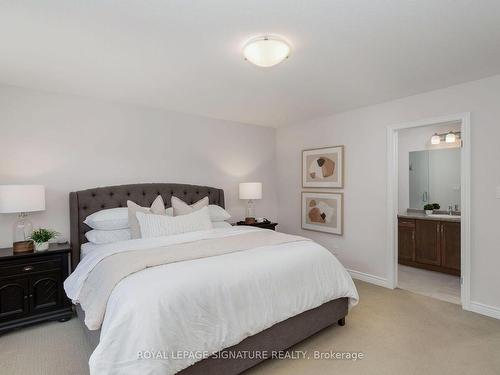 48 Severino Circ, West Lincoln, ON - Indoor Photo Showing Bedroom