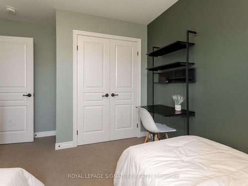 48 Severino Circ, West Lincoln, ON - Indoor Photo Showing Bedroom