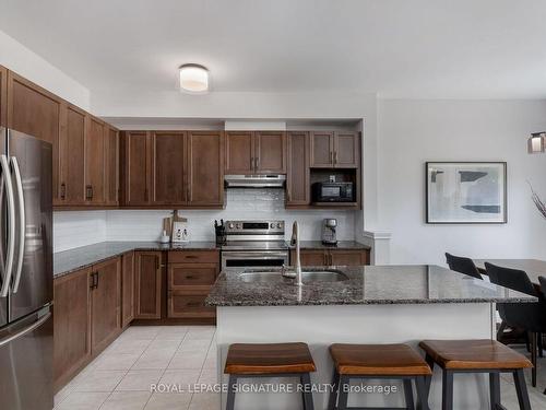 48 Severino Circ, West Lincoln, ON - Indoor Photo Showing Kitchen With Stainless Steel Kitchen