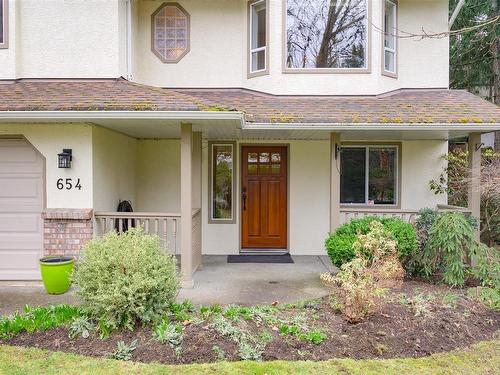 654 Rason Rd, Langford, BC 