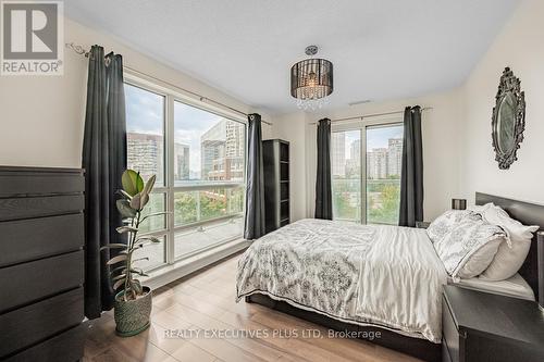 404 - 2015 Sheppard Avenue E, Toronto, ON - Indoor Photo Showing Bedroom