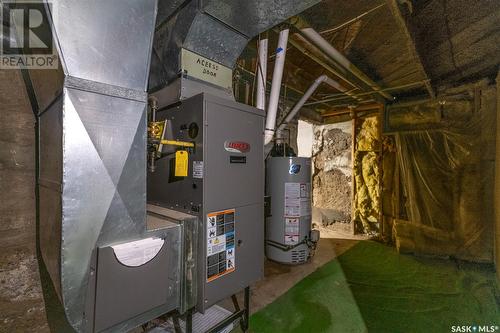 450 Duffield Street W, Moose Jaw, SK - Indoor Photo Showing Basement