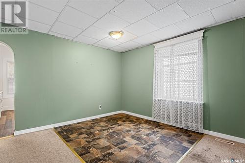 450 Duffield Street W, Moose Jaw, SK - Indoor Photo Showing Other Room