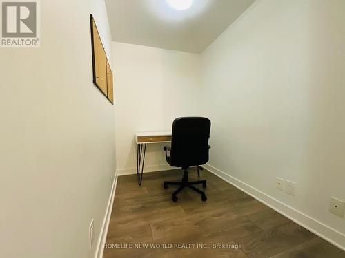 511 - 15 Grenville Street, Toronto, ON - Indoor Photo Showing Other Room