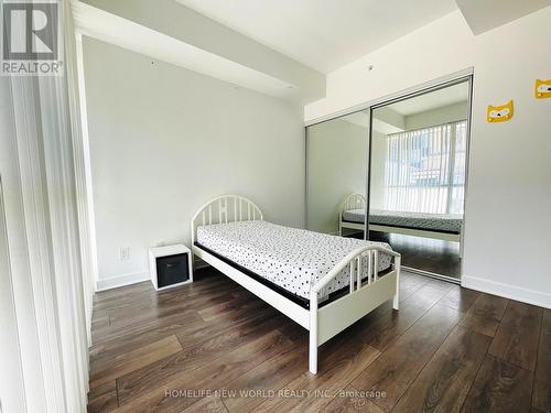 511 - 15 Grenville Street, Toronto, ON - Indoor Photo Showing Bedroom