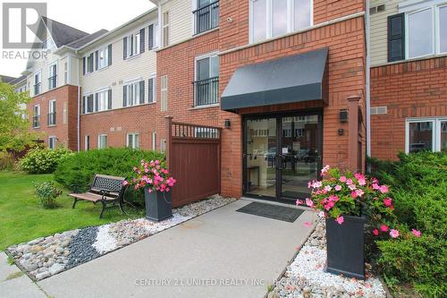 109 - 300 Spillsbury Drive, Peterborough (Otonabee), ON - Outdoor