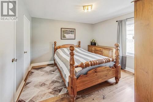 1015 Victoria Park Avenue, Toronto, ON - Indoor Photo Showing Bedroom