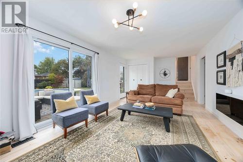 959 Princess Avenue, Sarnia, ON - Indoor Photo Showing Living Room With Fireplace