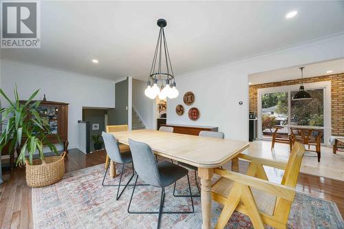 959 Princess Avenue, Sarnia, ON - Indoor Photo Showing Dining Room