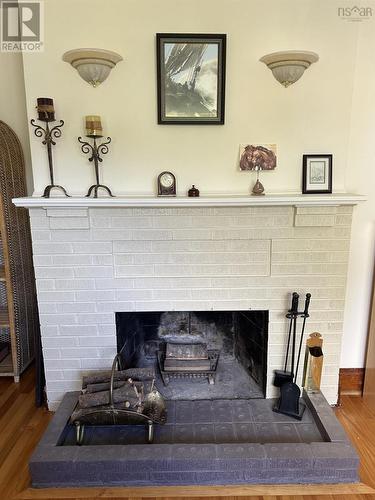 32 Adelaide Avenue, Halifax, NS - Indoor With Fireplace