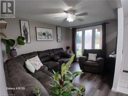 Living room. All interior furnishings negotiable. - 910 John Street, Mattawa, ON - Indoor Photo Showing Living Room