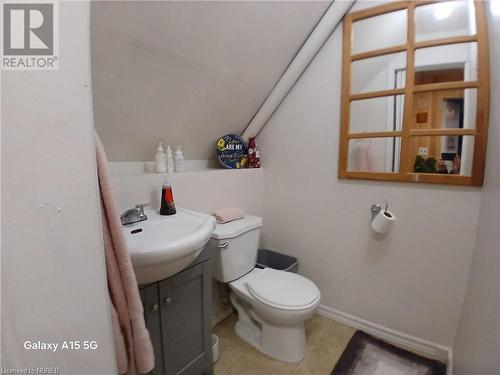 2pc Bathroom. 2nd floor. - 910 John Street, Mattawa, ON - Indoor Photo Showing Bathroom