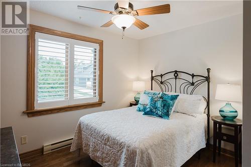 59 Pottawatomie Dr, Southampton, ON - Indoor Photo Showing Bedroom